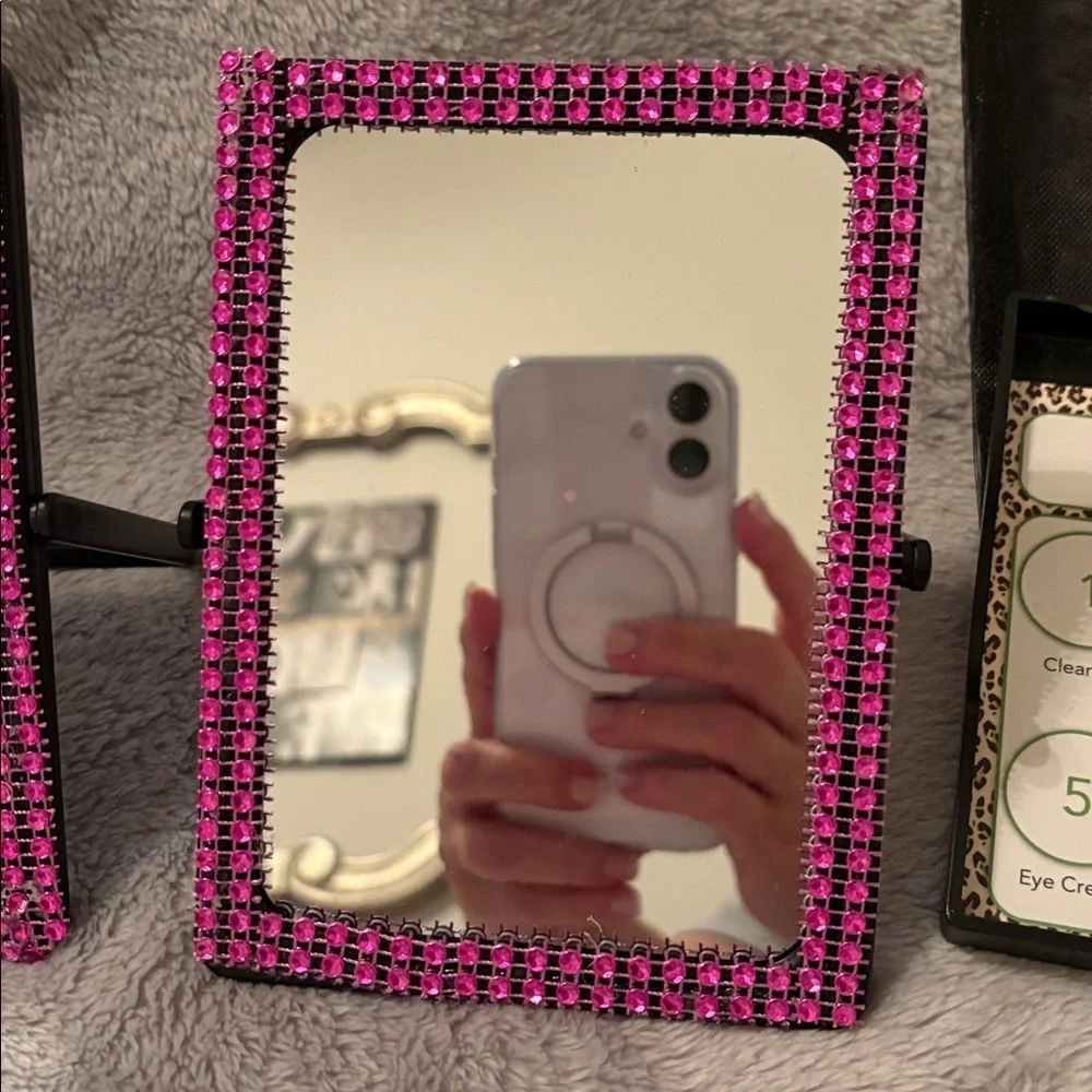 Mary Kay makeup 2 mirrors, 4 cards, 2 trays, 2 mesh pouches